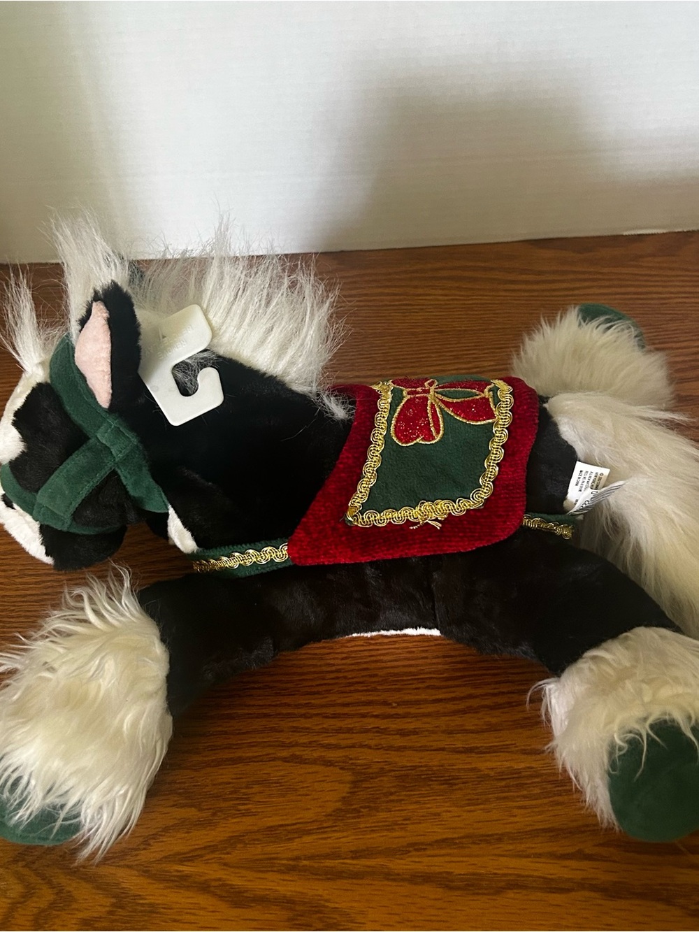 Commonwealth Clydesdale Christmas horse